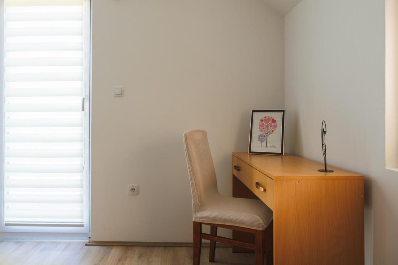 Apartmani Dordevic Golubăţ Exterior foto